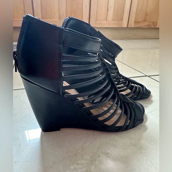 Express shoes - Picture 2 of 7